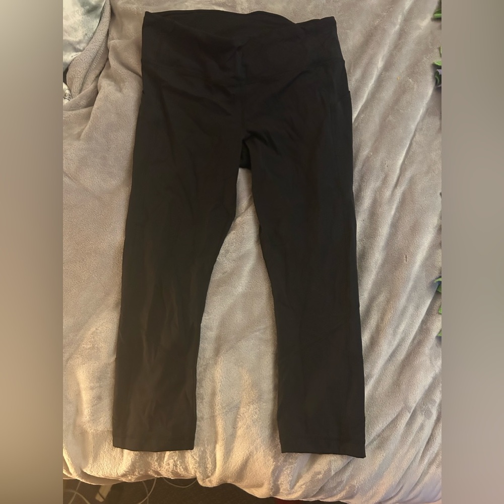Lululemon Pace Rival Mid Rise Crop 22”